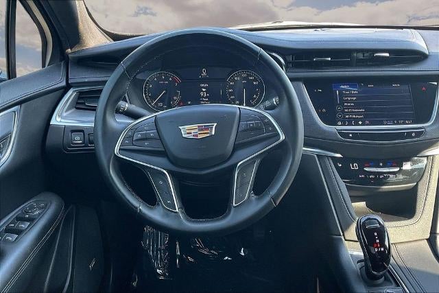 2024 Cadillac XT5 Luxury