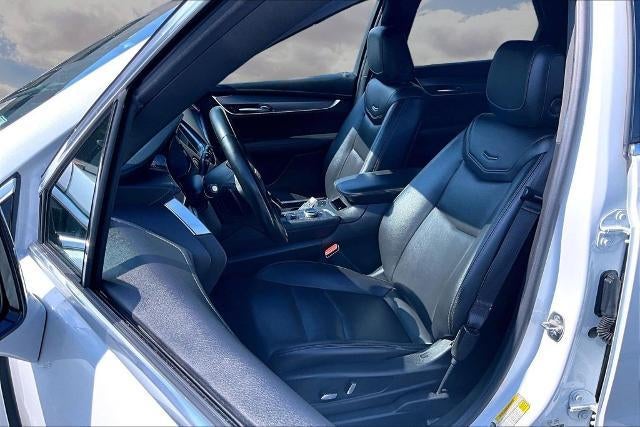 2024 Cadillac XT5 Luxury