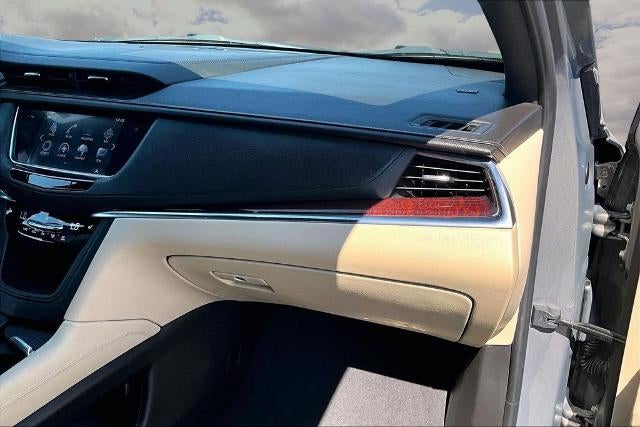 2018 Cadillac XT5 Luxury FWD