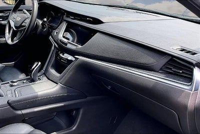 2022 Cadillac XT5 Premium Luxury