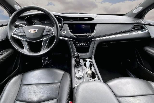 2022 Cadillac XT5 Premium Luxury