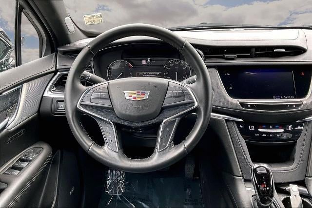 2022 Cadillac XT5 Premium Luxury