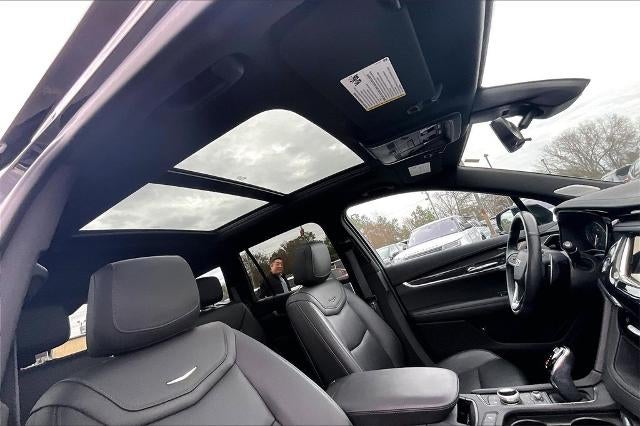 2023 Cadillac XT6 Sport