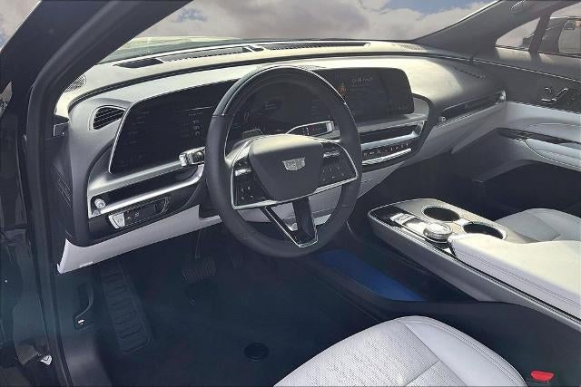 2023 Cadillac LYRIQ Luxury