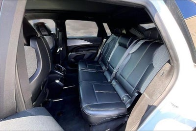 2024 Cadillac LYRIQ Tech