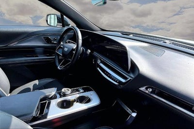 2024 Cadillac LYRIQ Tech