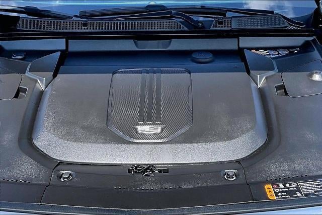 2024 Cadillac LYRIQ Luxury 1