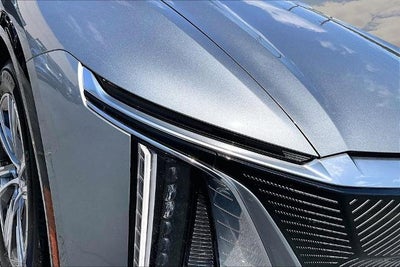 2024 Cadillac LYRIQ Luxury 1