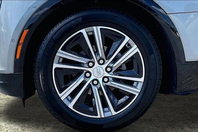 2024 Cadillac LYRIQ Luxury 1