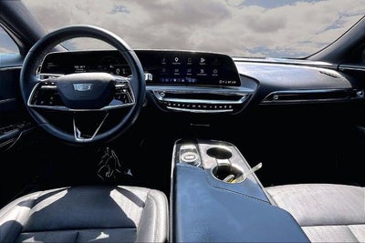 2024 Cadillac LYRIQ Luxury 1