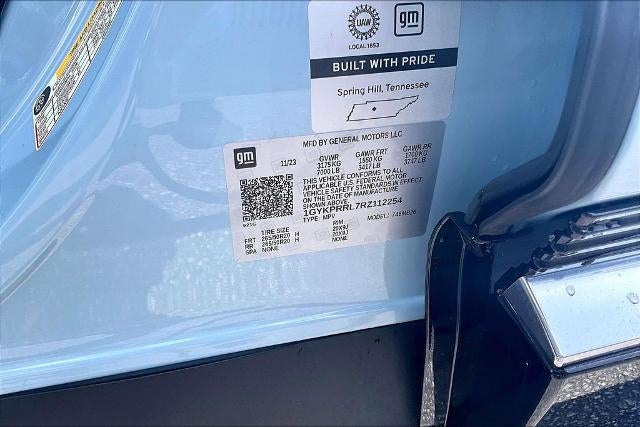 2024 Cadillac LYRIQ Luxury 2