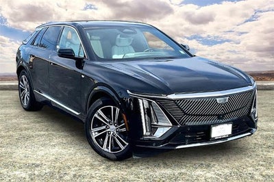 2024 Cadillac LYRIQ Luxury 2