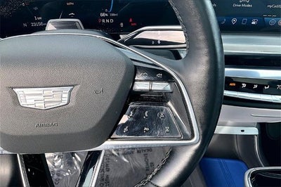 2024 Cadillac LYRIQ Luxury 2