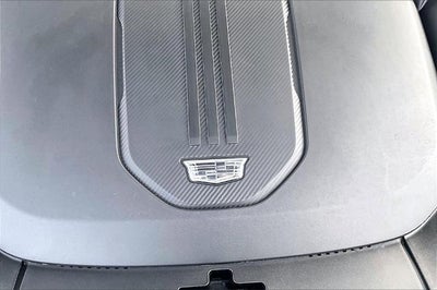 2024 Cadillac LYRIQ Luxury 2