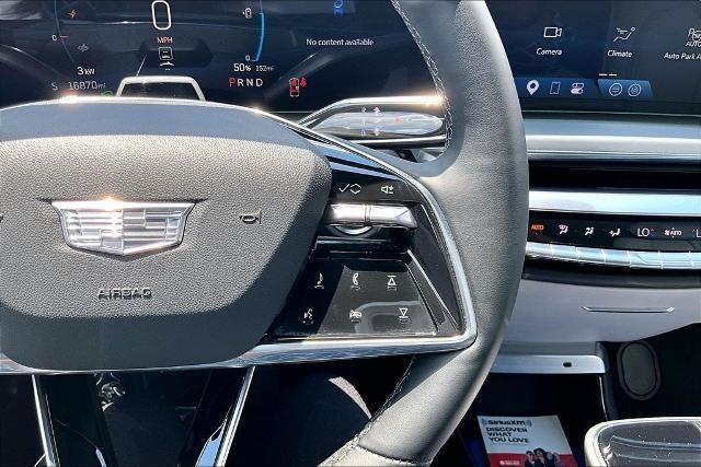 2024 Cadillac LYRIQ Luxury 2