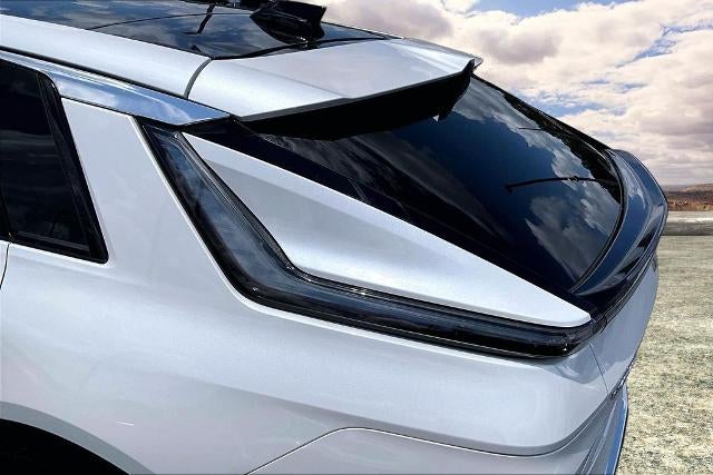 2024 Cadillac LYRIQ Luxury 2