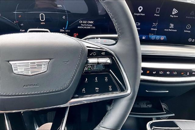 2024 Cadillac LYRIQ Luxury 3