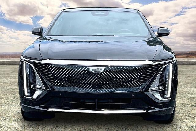 2024 Cadillac LYRIQ Luxury 3
