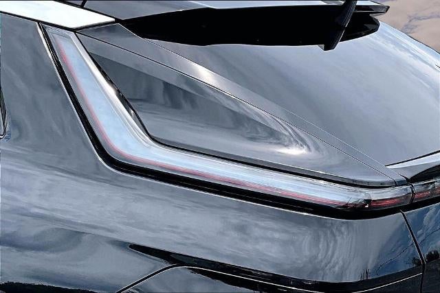2024 Cadillac LYRIQ Luxury 3