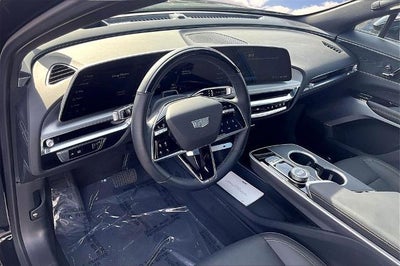 2024 Cadillac LYRIQ Luxury 3