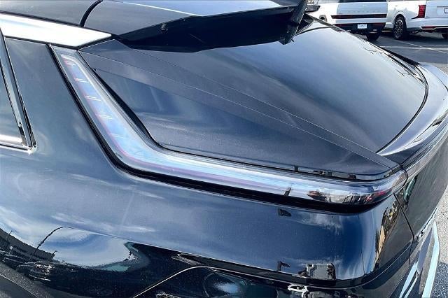 2024 Cadillac LYRIQ Luxury 3