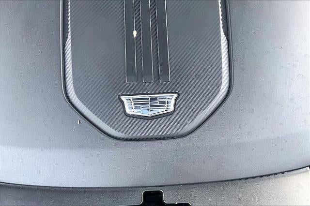 2024 Cadillac LYRIQ Luxury 3