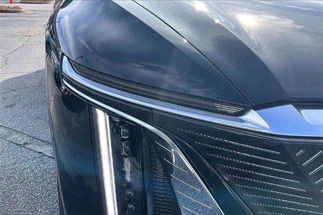 2024 Cadillac LYRIQ Luxury 3