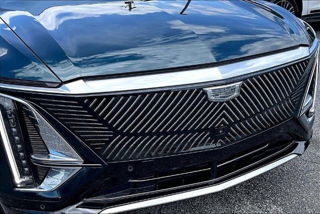 2024 Cadillac LYRIQ Luxury 3