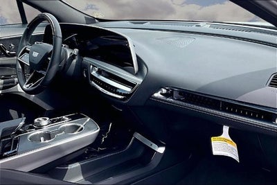 2024 Cadillac LYRIQ Luxury 3