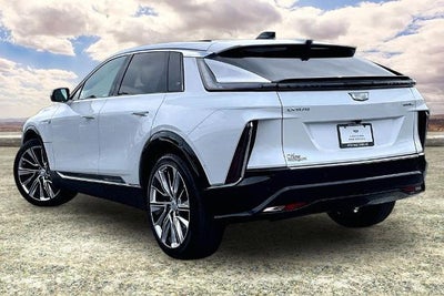2024 Cadillac LYRIQ Luxury 3