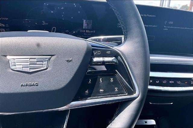2024 Cadillac LYRIQ Luxury 3