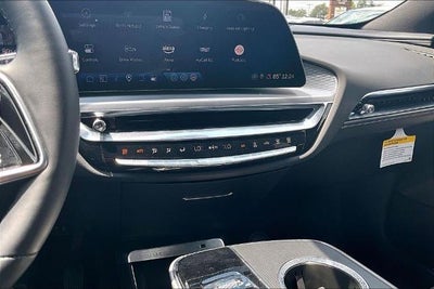 2024 Cadillac LYRIQ Luxury 3