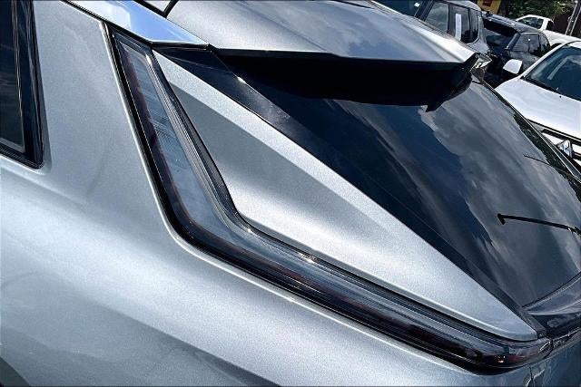 2024 Cadillac LYRIQ Luxury 3