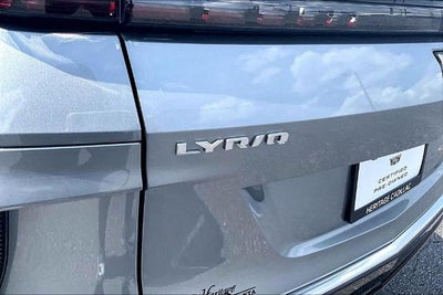 2024 Cadillac LYRIQ Luxury 3