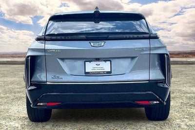 2024 Cadillac LYRIQ Luxury 3