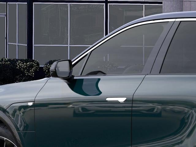 2025 Cadillac LYRIQ Luxury 3