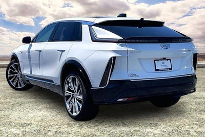 2025 Cadillac LYRIQ Luxury 3