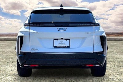 2025 Cadillac LYRIQ Luxury 3