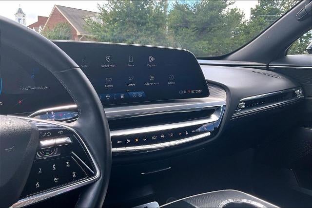 2024 Cadillac LYRIQ Sport 1