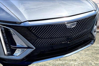 2025 Cadillac LYRIQ Luxury 3