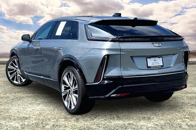 2025 Cadillac LYRIQ Luxury 3