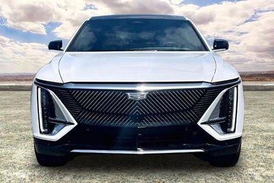 2025 Cadillac LYRIQ Luxury 3