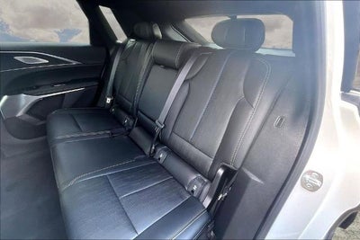 2025 Cadillac LYRIQ Luxury 3