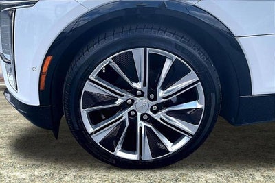 2025 Cadillac LYRIQ Luxury 3