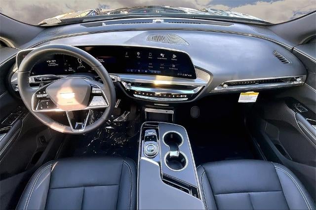 2024 Cadillac LYRIQ Sport 1