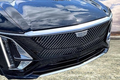 2025 Cadillac LYRIQ Luxury 3