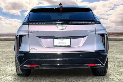 2025 Cadillac LYRIQ Luxury 3