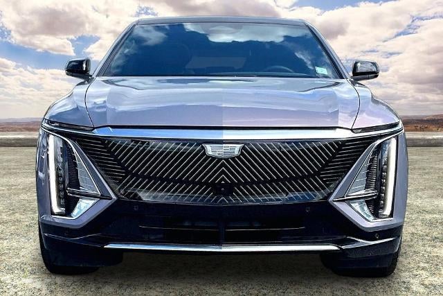 2025 Cadillac LYRIQ Luxury 3