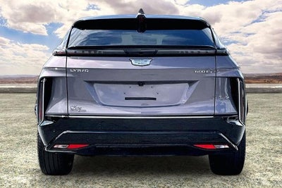 2025 Cadillac LYRIQ Luxury 3