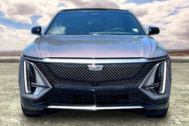2025 Cadillac LYRIQ Luxury 3